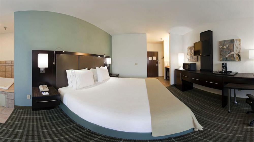 Holiday Inn Express Monticello By Ihg Kültér fotó